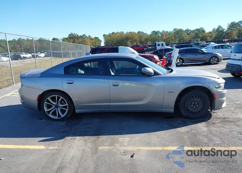 2015 Dodge Charger R/T z USA, uszkodzony, nr VIN 2C3CDXCT8FH729372